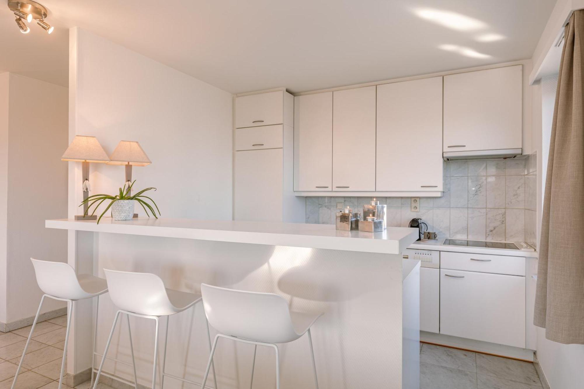 Huswell - Spacious & Modern Sea View Apartment With Garage Οστένδη Εξωτερικό φωτογραφία