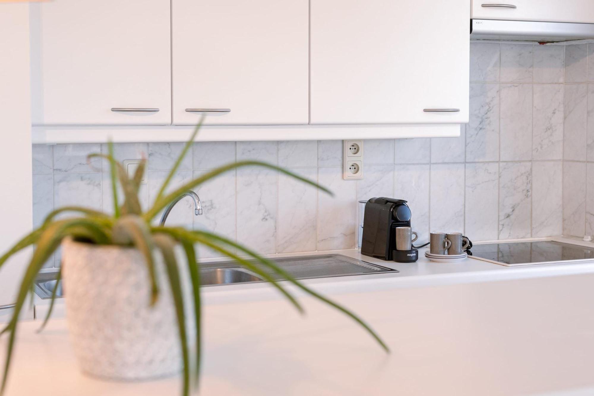 Huswell - Spacious & Modern Sea View Apartment With Garage Οστένδη Εξωτερικό φωτογραφία